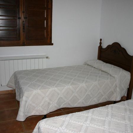 أورنوس Casas Rurales La Loma Del Carrascal الغرفة الصورة